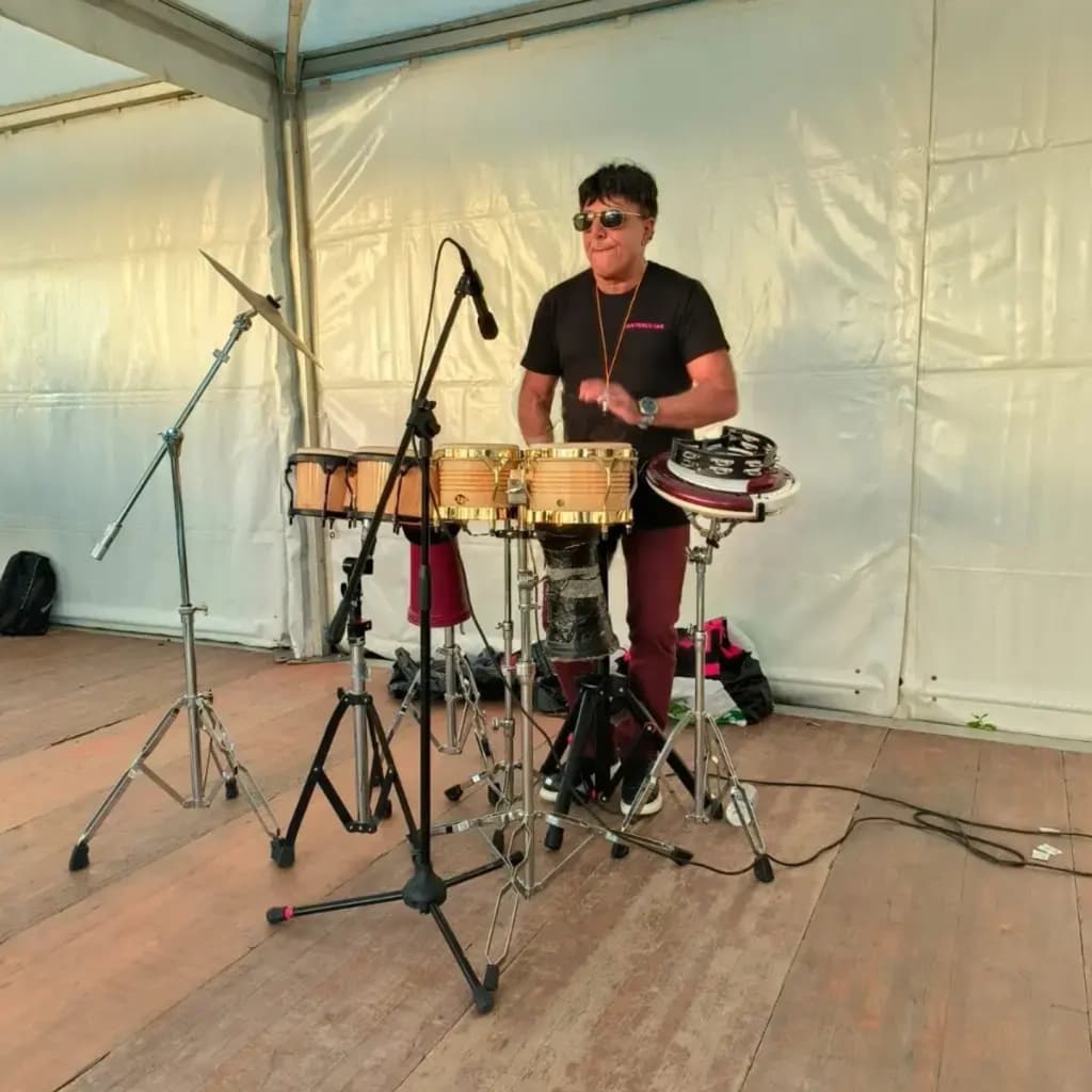 Momo - Percussionniste Live